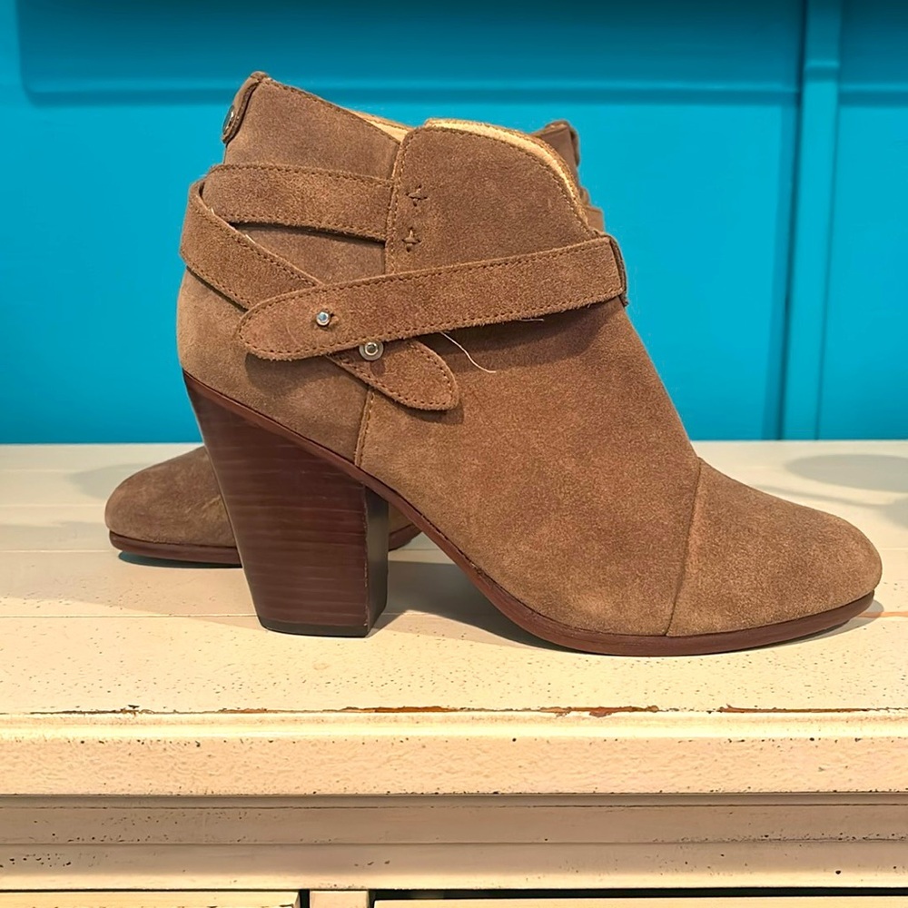 Rag & Bone Harrow Gray Suede Heeled Bootie 41 - Excellent Condition